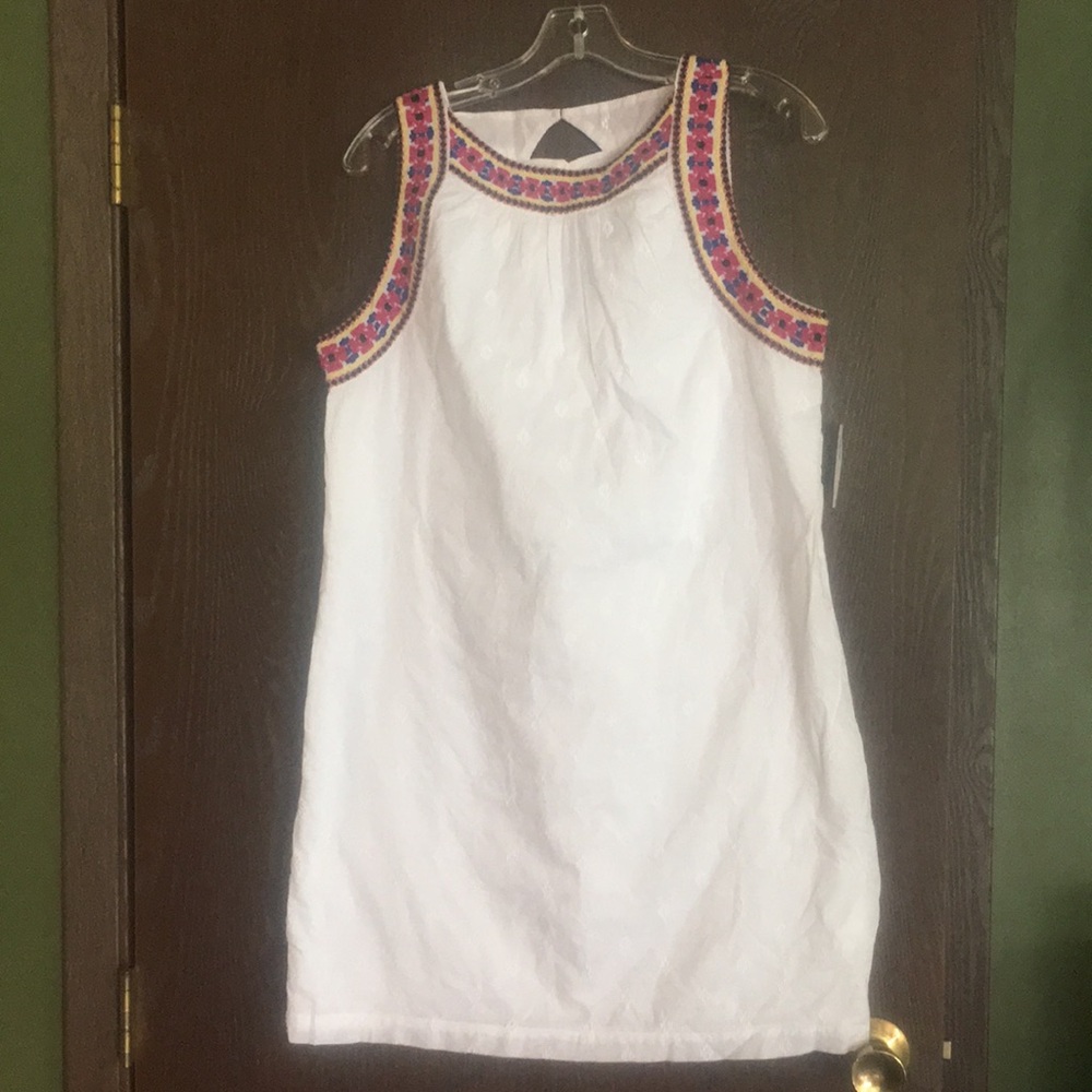 White embroidered dress in medium NWT